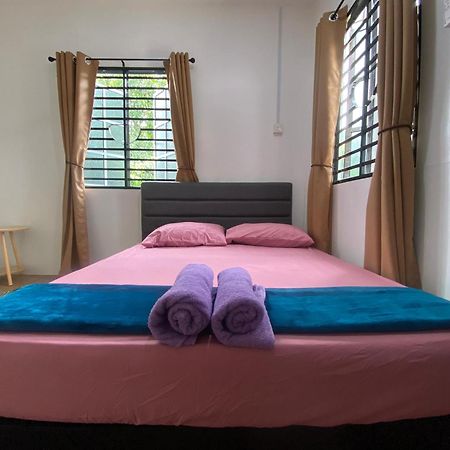 Roomstay Cikgu Mie Байан-Лепас Экстерьер фото