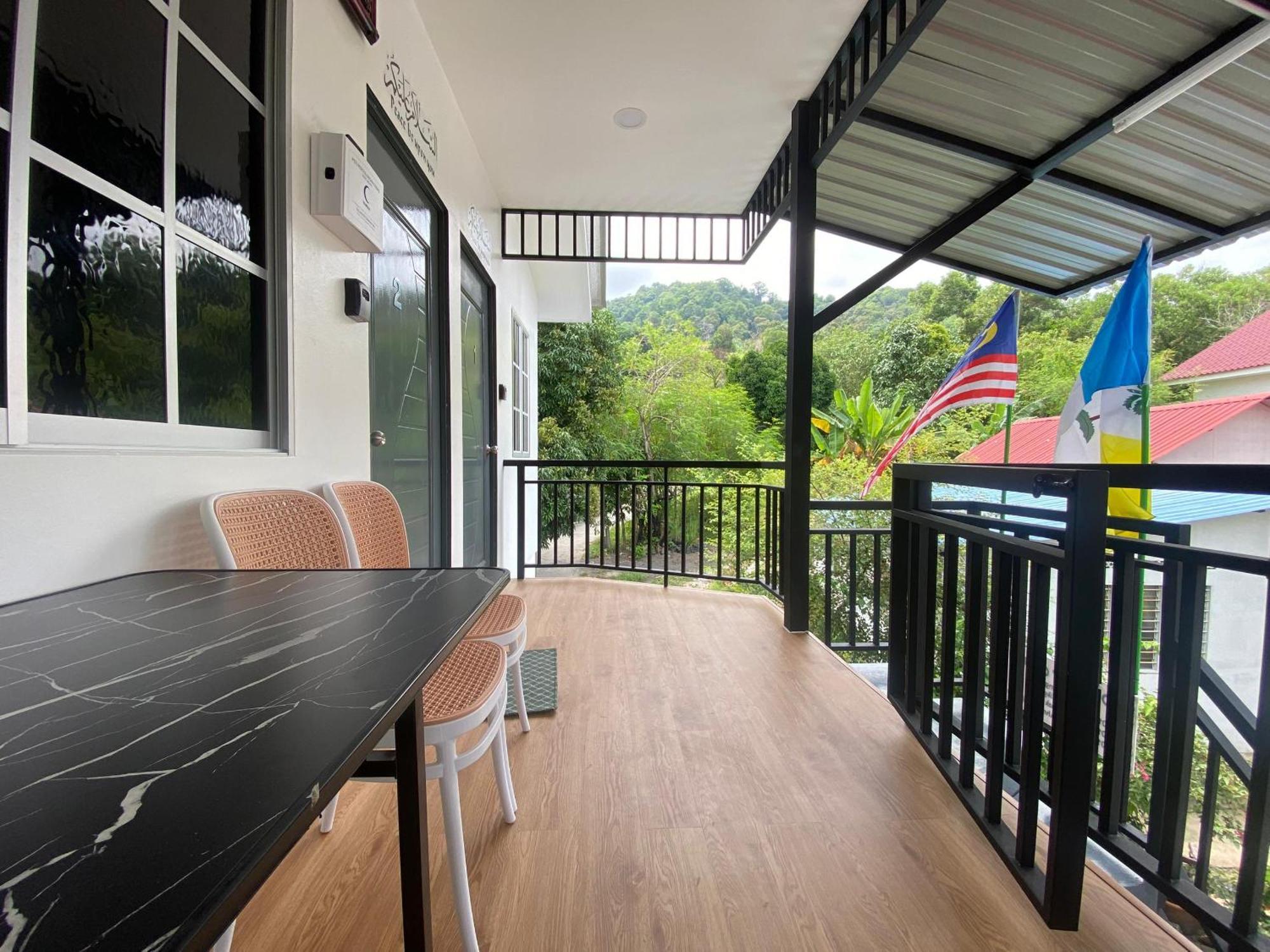 Roomstay Cikgu Mie Байан-Лепас Экстерьер фото